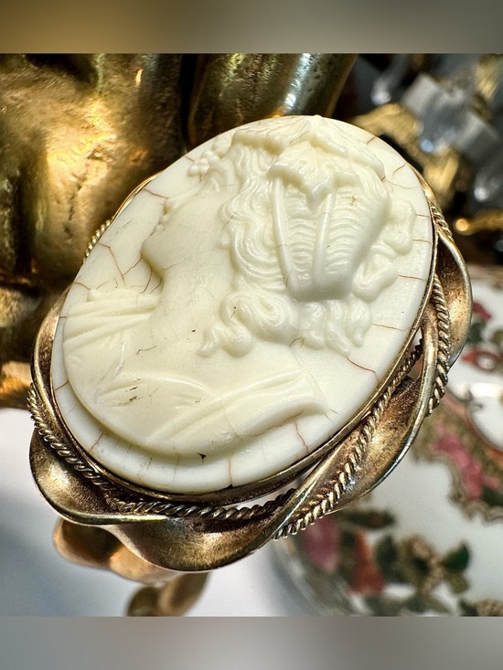 Jewelry - Antique Victorian 10K Gold Bacchante Cameo Brooch c. 1890